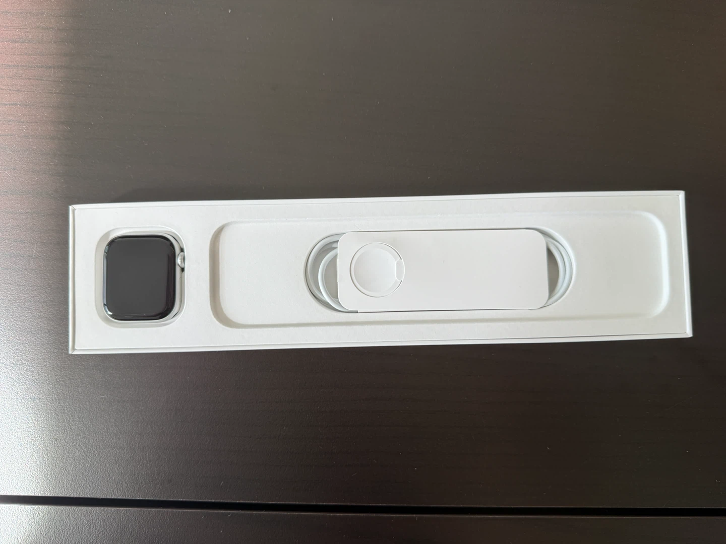 Apple Watch SE 2nd Gen 40mm Starlight with assorted bands - photo 2