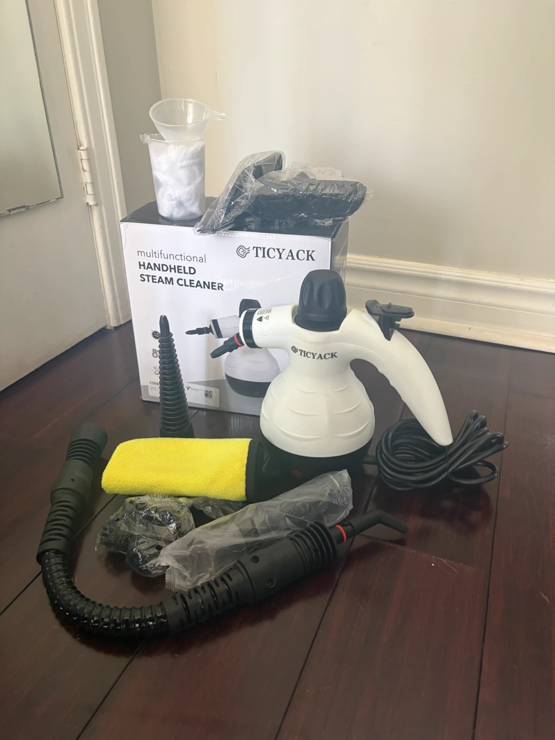 Ticyack Multifunctional Handheld Steam Cleaner