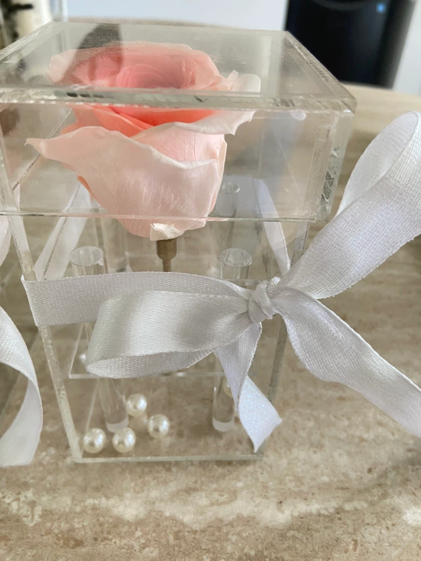Preserved Rose in Acrylic Display Box - photo 4