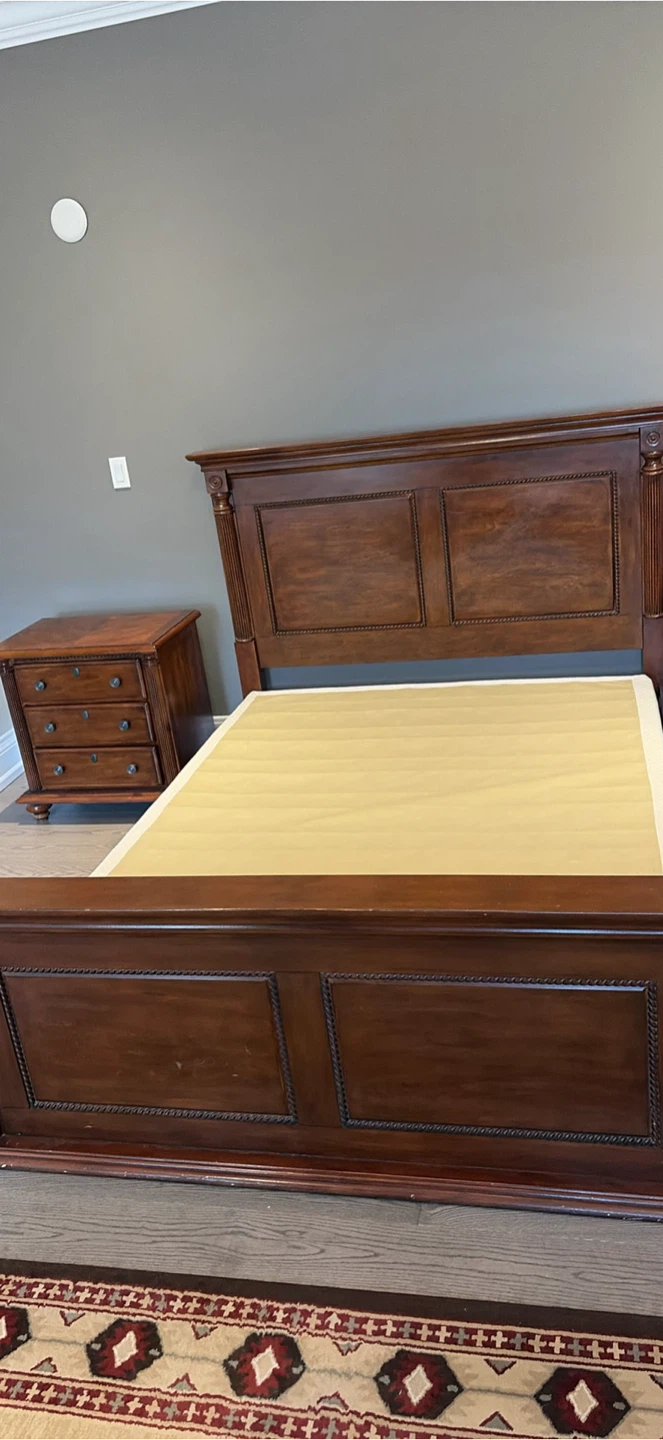 Solid wood bedroom set - photo 2