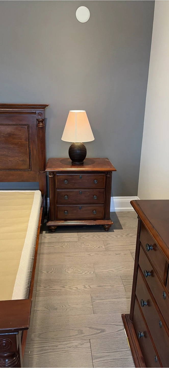 Solid wood bedroom set - photo 3