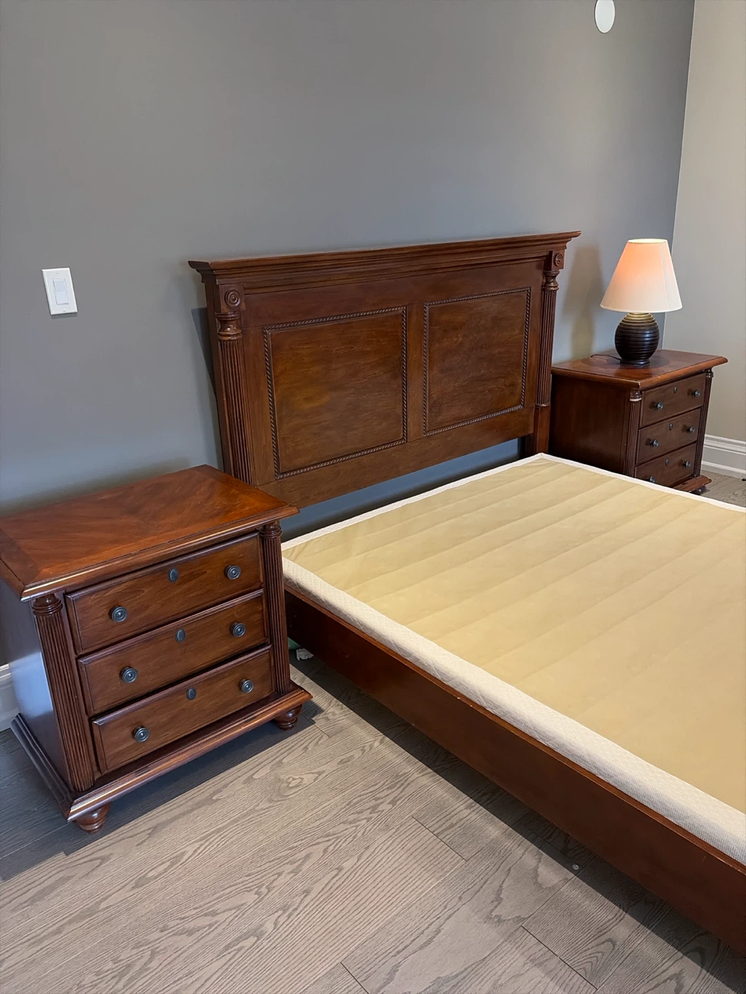 Solid wood bedroom set - photo 5