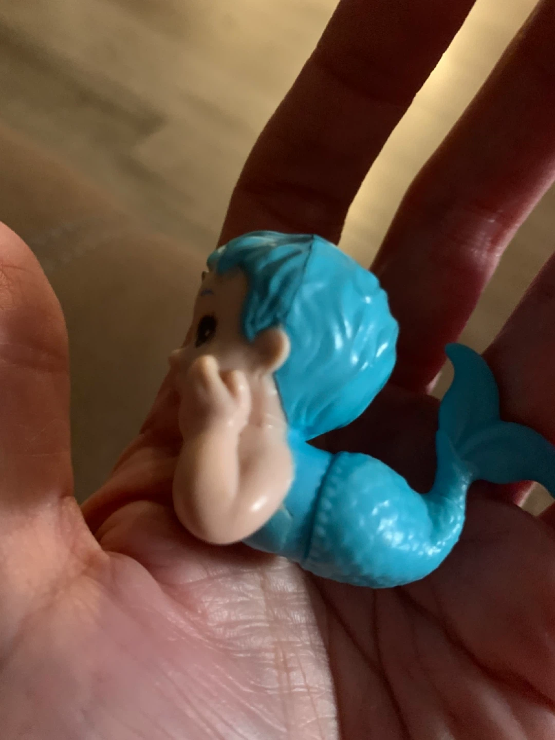 $5 Barbie Color reveal rainbow merbaby 2” - photo 2