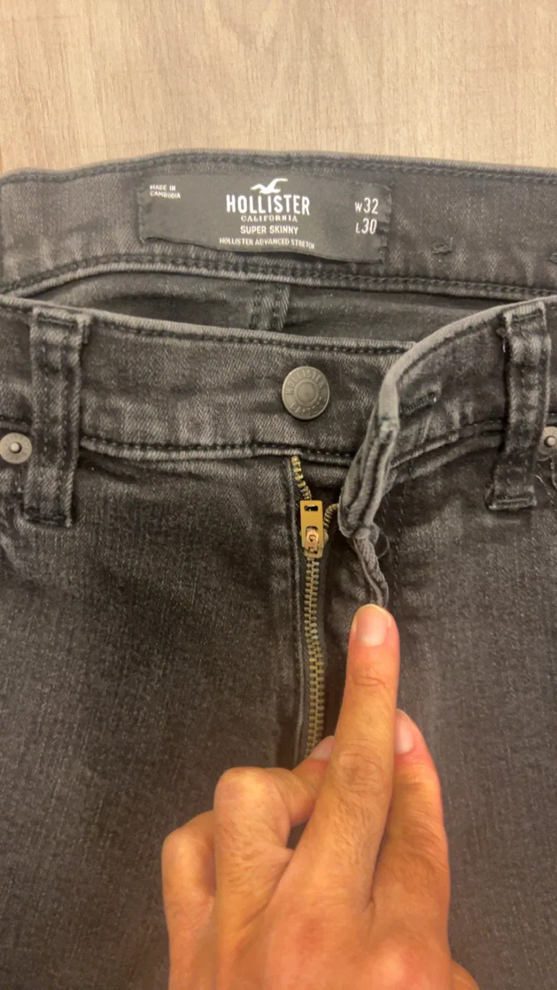 Hollister Super Skinny Jeans Black W32 L30 - photo 2