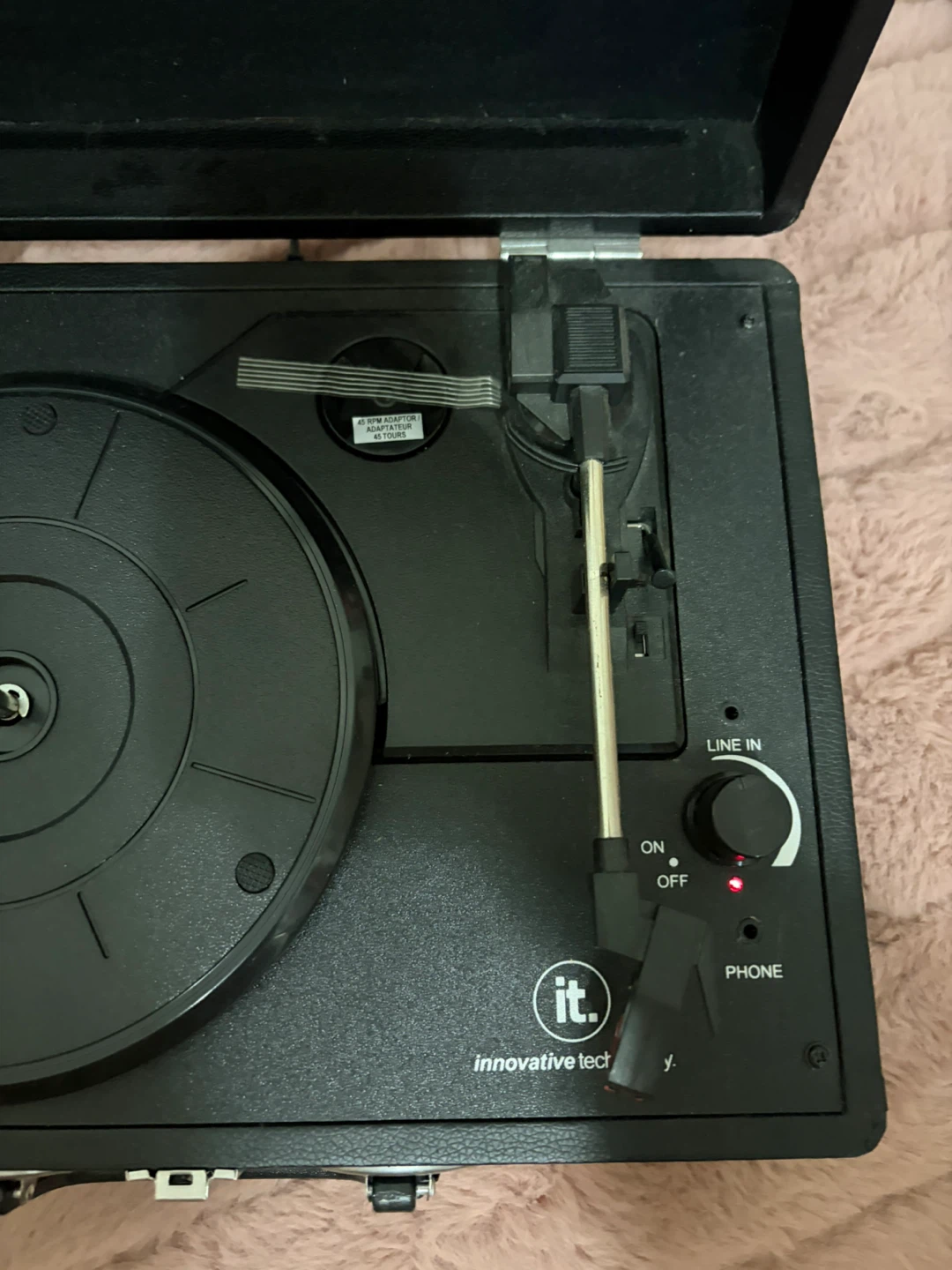 Innovative Technology Suitcase Turn-table / record player - photo 2
