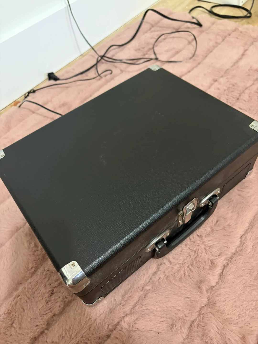 Innovative Technology Suitcase Turn-table / record player - photo 4
