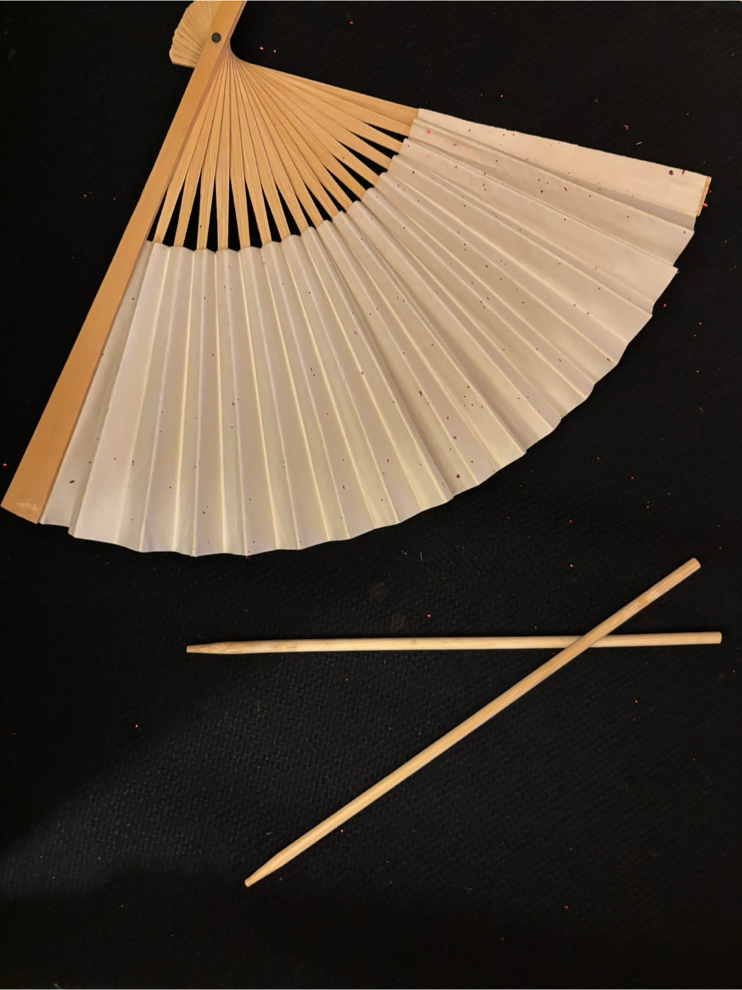 Vintage Handheld Folding Fan with Peacock Art - photo 2