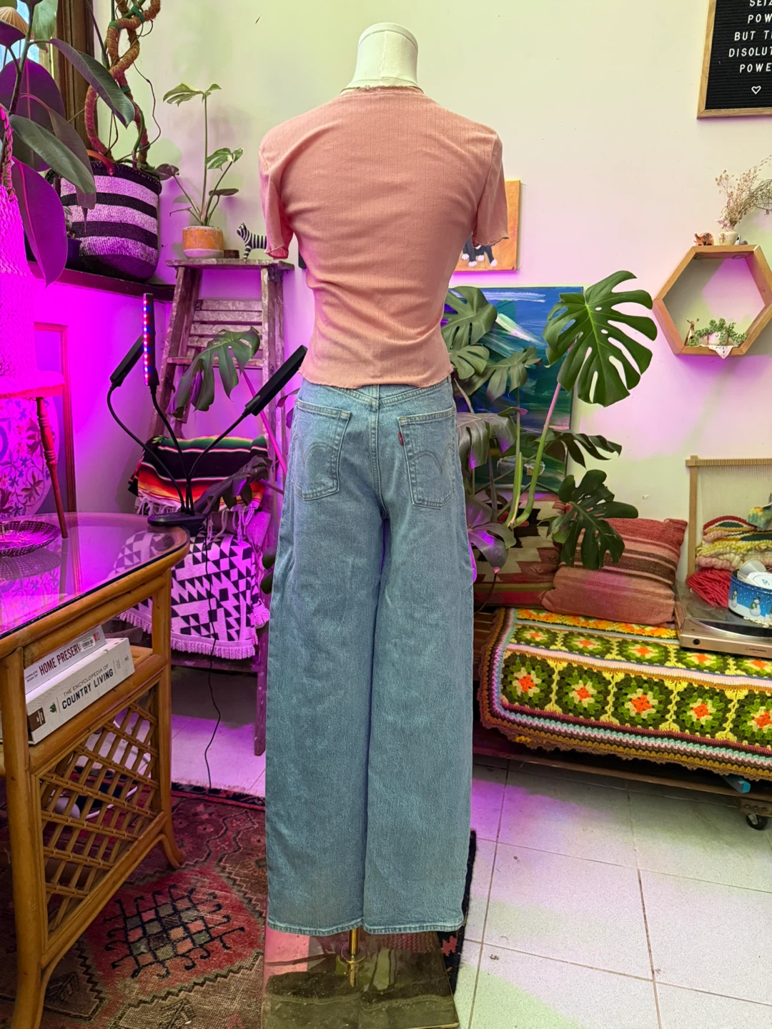 Levi's Ribcage Straight light wash denim - photo 3