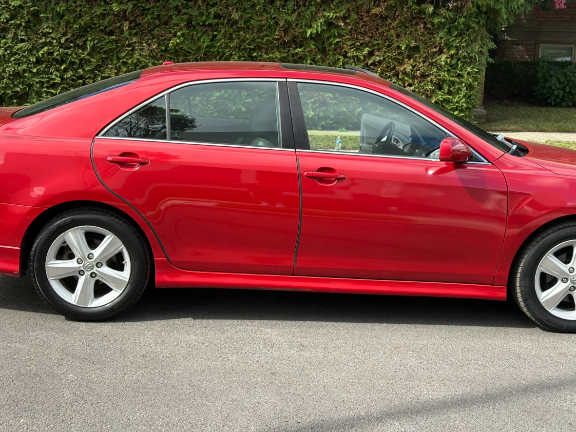 Toyota Camry SE Sedan - photo 5