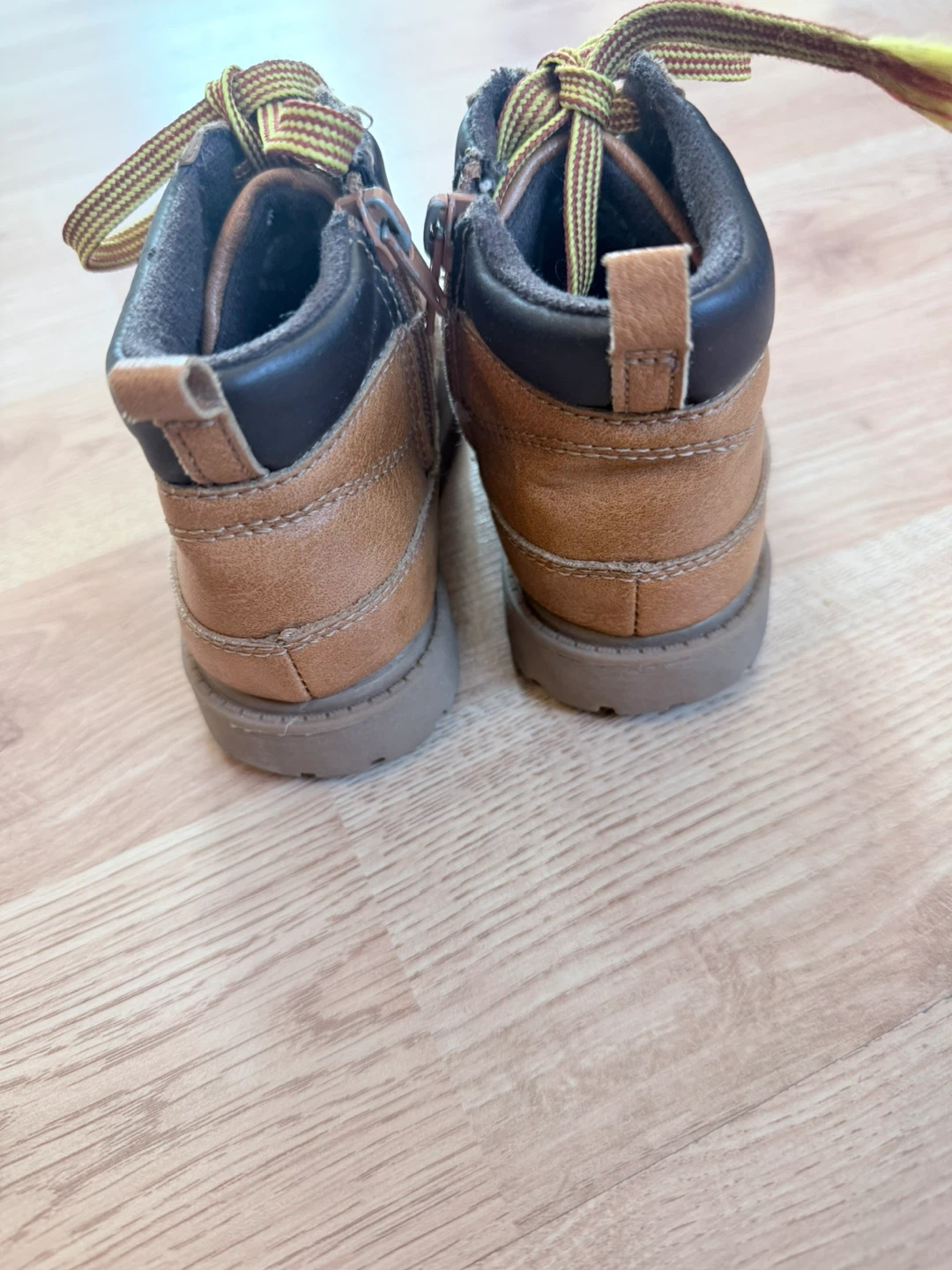 Toddler boys carters Boots- size 11 - photo 3