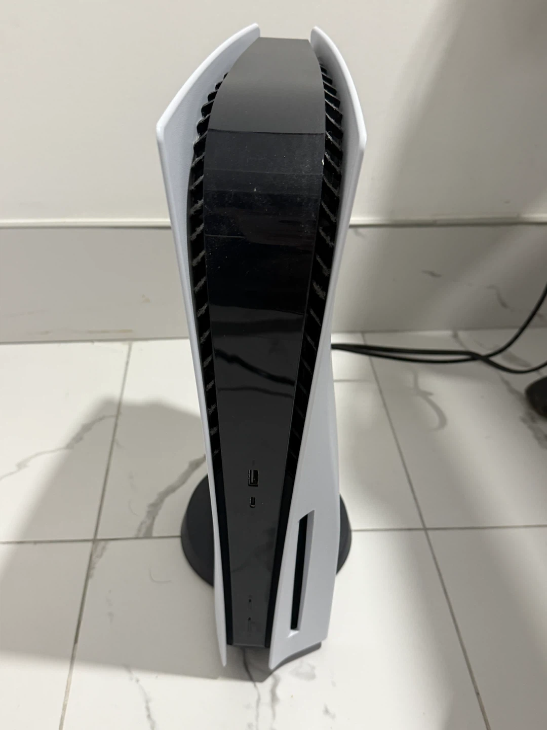 Sony PlayStation 5 with 2 controllers - photo 2