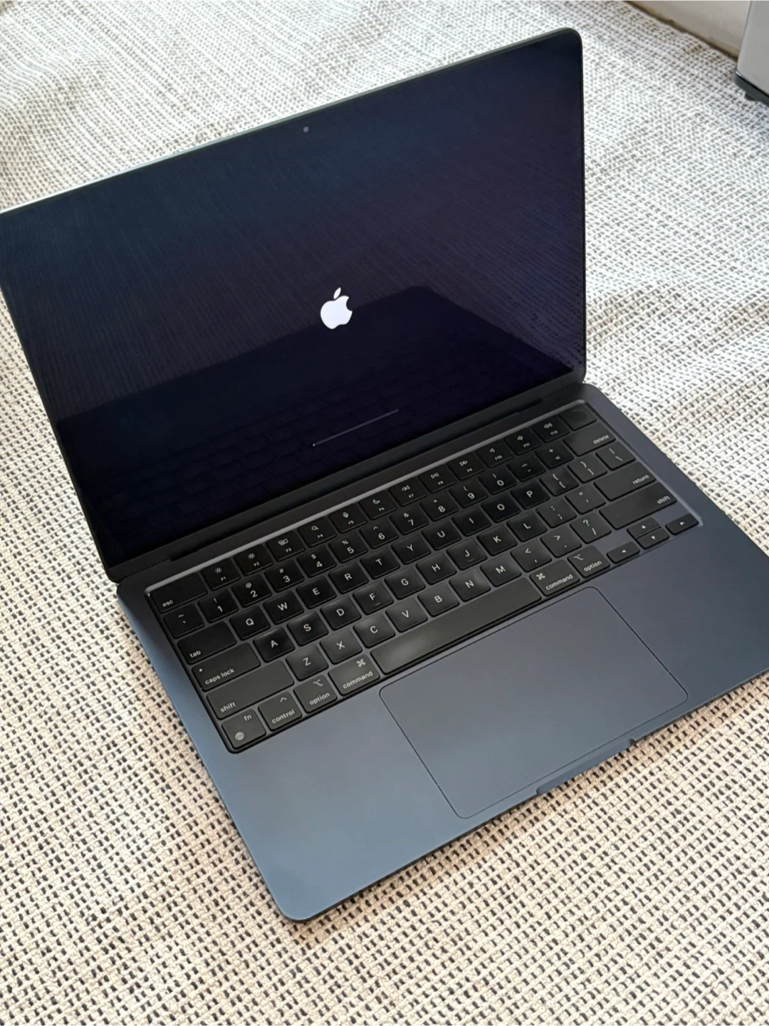 Apple MacBook Air 2022 Midnight M2 256GB - photo 2