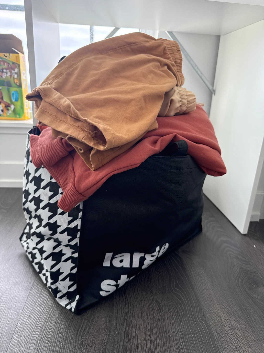 BIG BAG- Assorted 10-12 Boy Clothing Bundle!