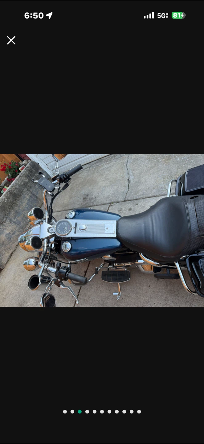 Harley-Davidson Road King Motorcycle - photo 5