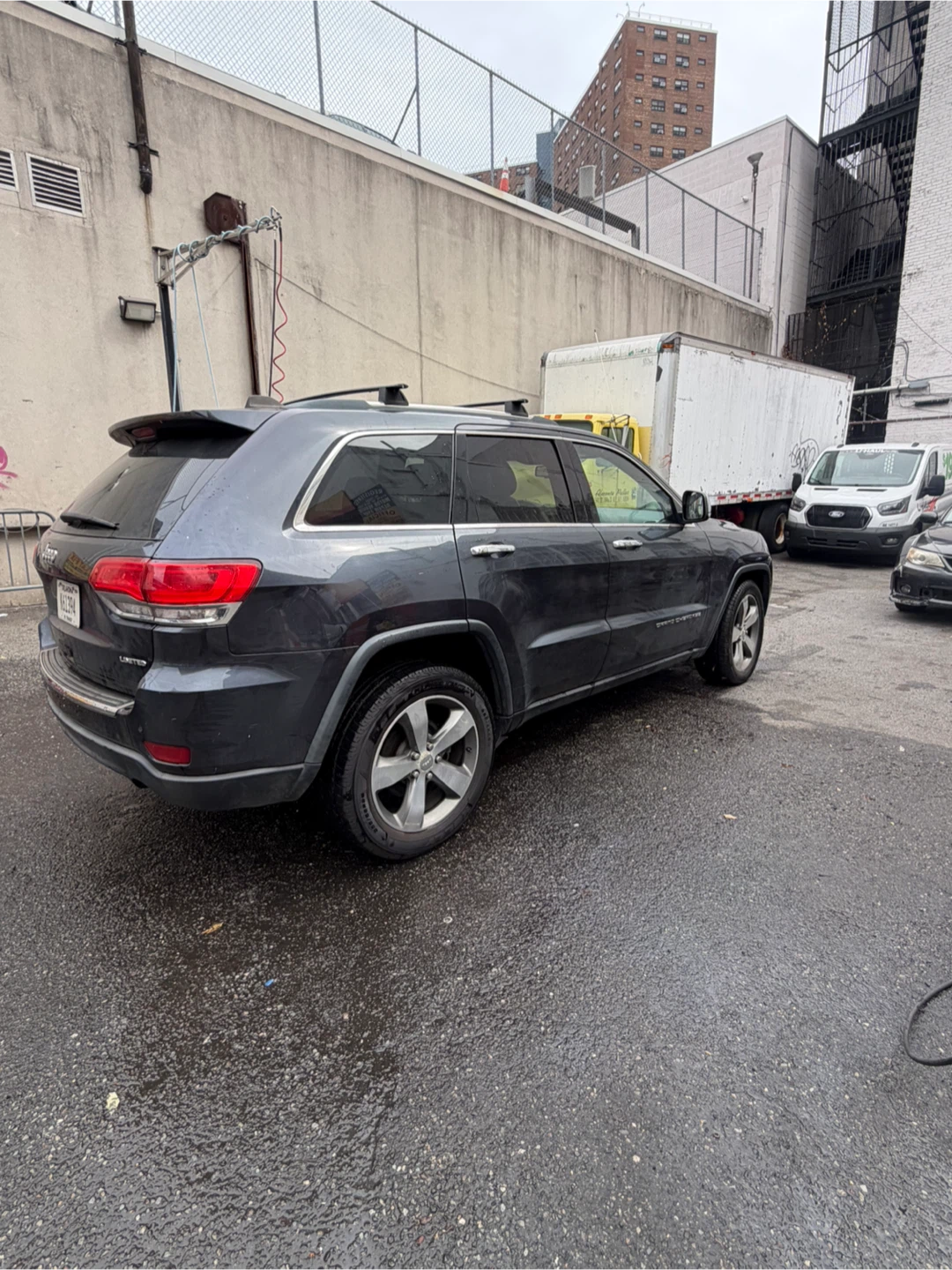 2014 Jeep Cherokee 3.6 límite 182,000 miles - photo 5