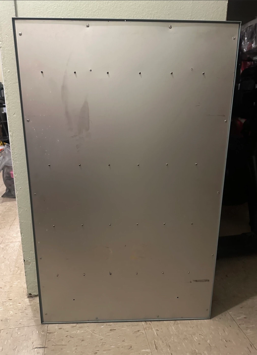 40 Slot Metal Wall-Mount Key Keeper Box - photo 3