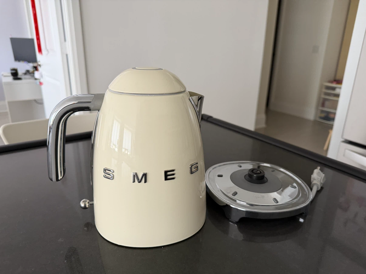 SMEG Electric Kettle - photo 2
