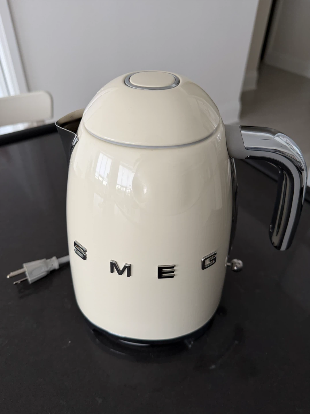 SMEG Electric Kettle - photo 4