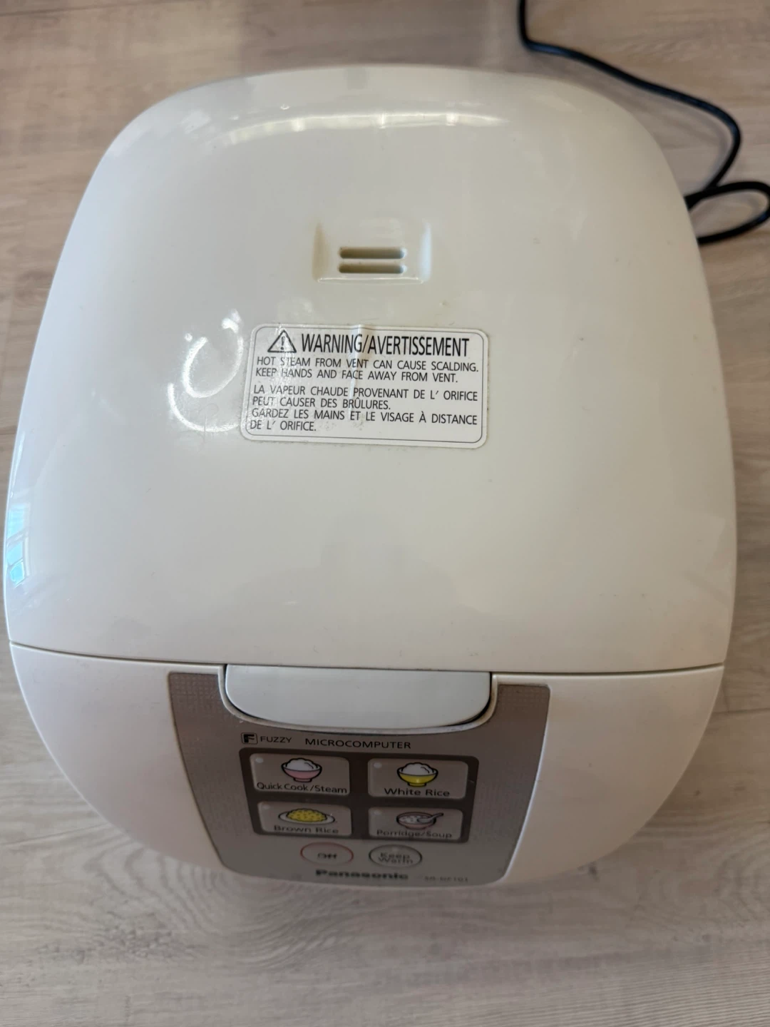 Panasonic Fuzzy Microcomputer Rice Cooker SR-DF101