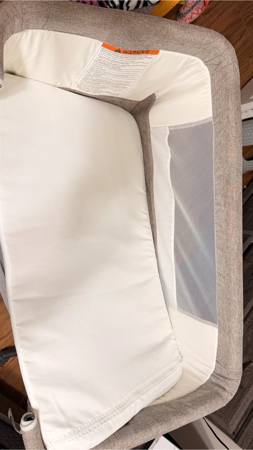 Adjustable Baby Bassinet in Beige - photo 4