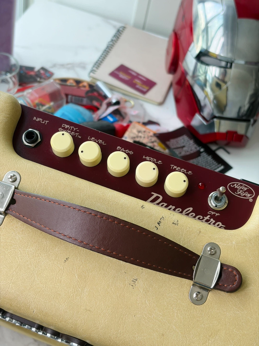 Danelectro Nifty Fifty Guitar Amplifier 15 Watt - photo 4