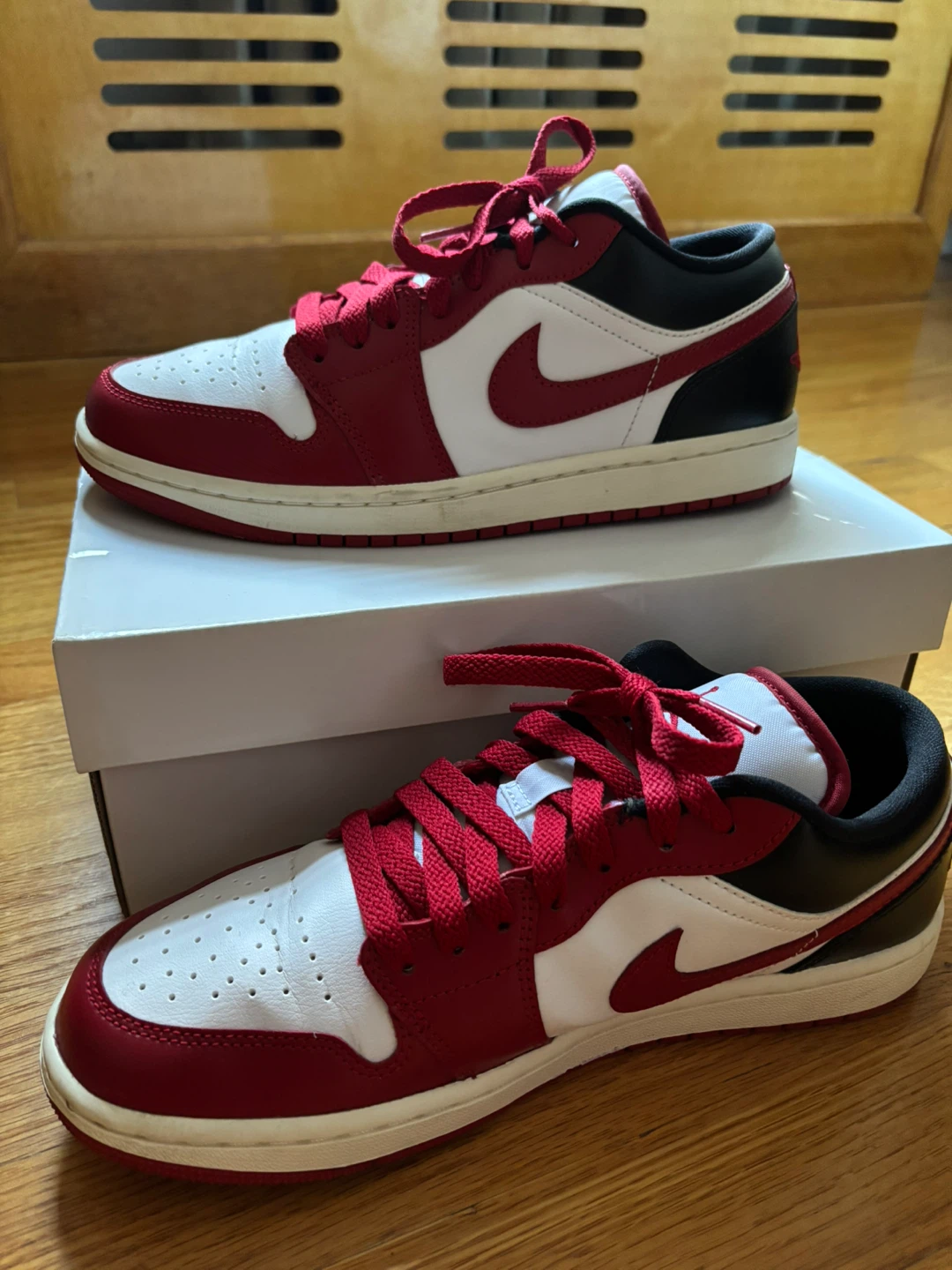 WMNS Air Jordan 1 Low Gym Red/Black - photo 2