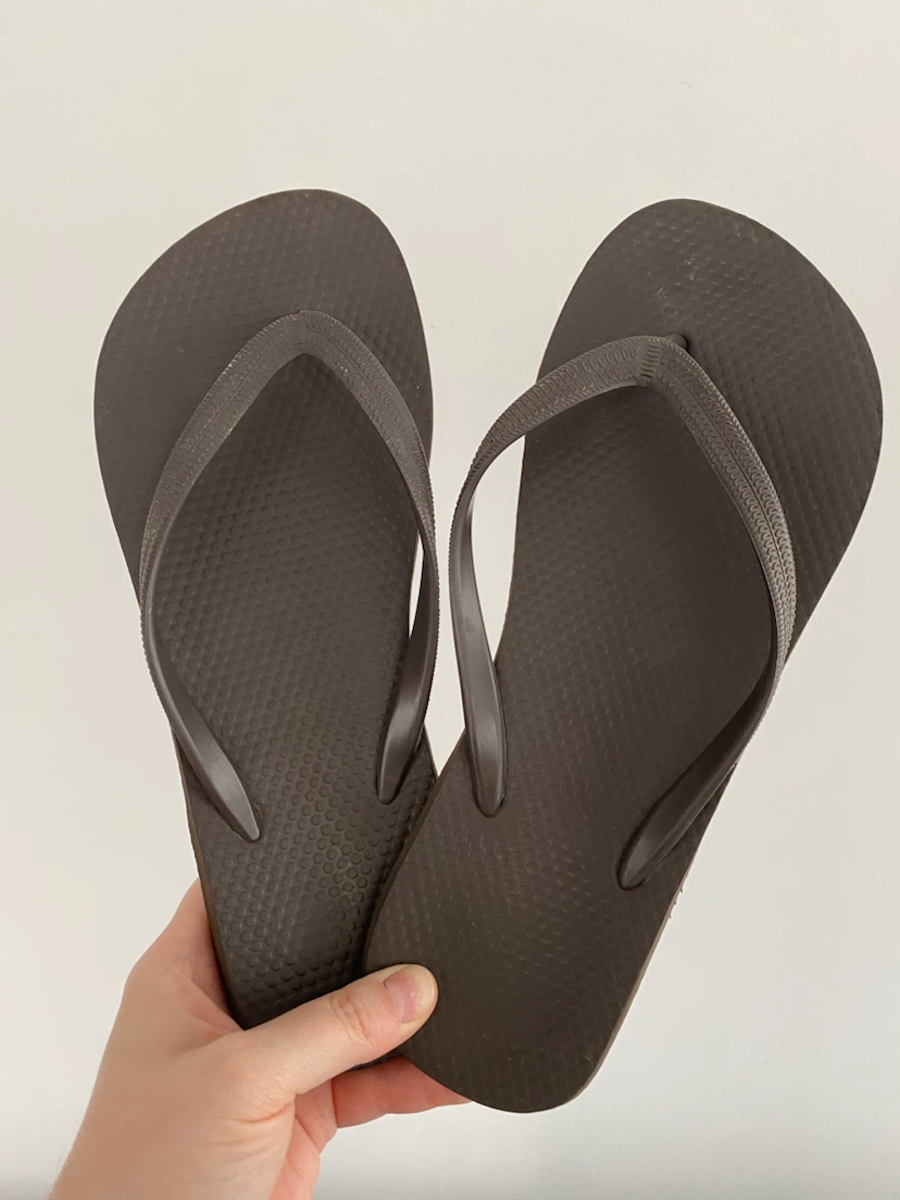 Old Navy Flip Flops