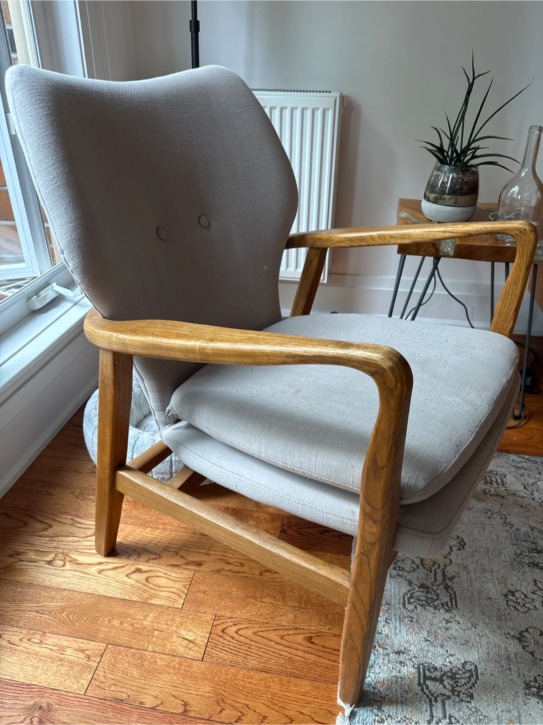 Accent chair - photo 2