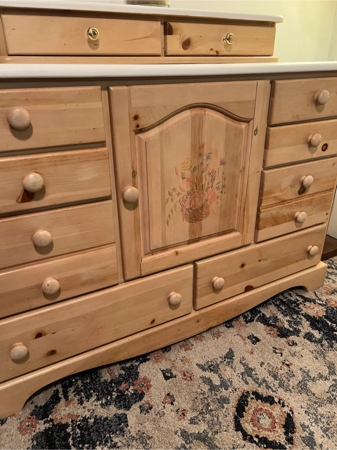13-Drawer Wooden Dresser White Topped - Delivery Extra - photo 2