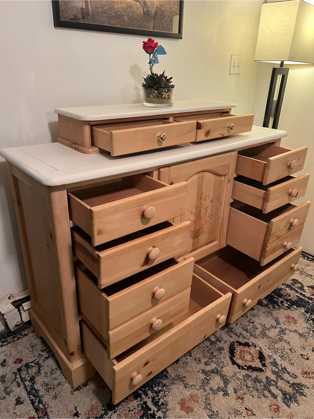 13-Drawer Wooden Dresser White Topped - Delivery Extra - photo 3
