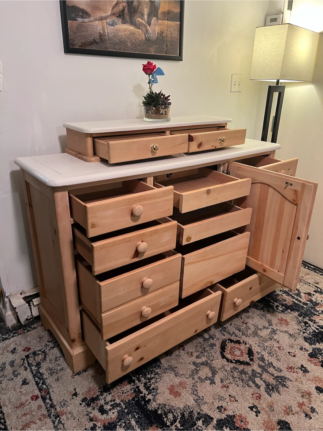 13-Drawer Wooden Dresser White Topped - Delivery Extra - photo 4
