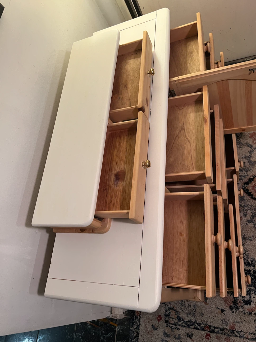 13-Drawer Wooden Dresser White Topped - Delivery Extra - photo 5