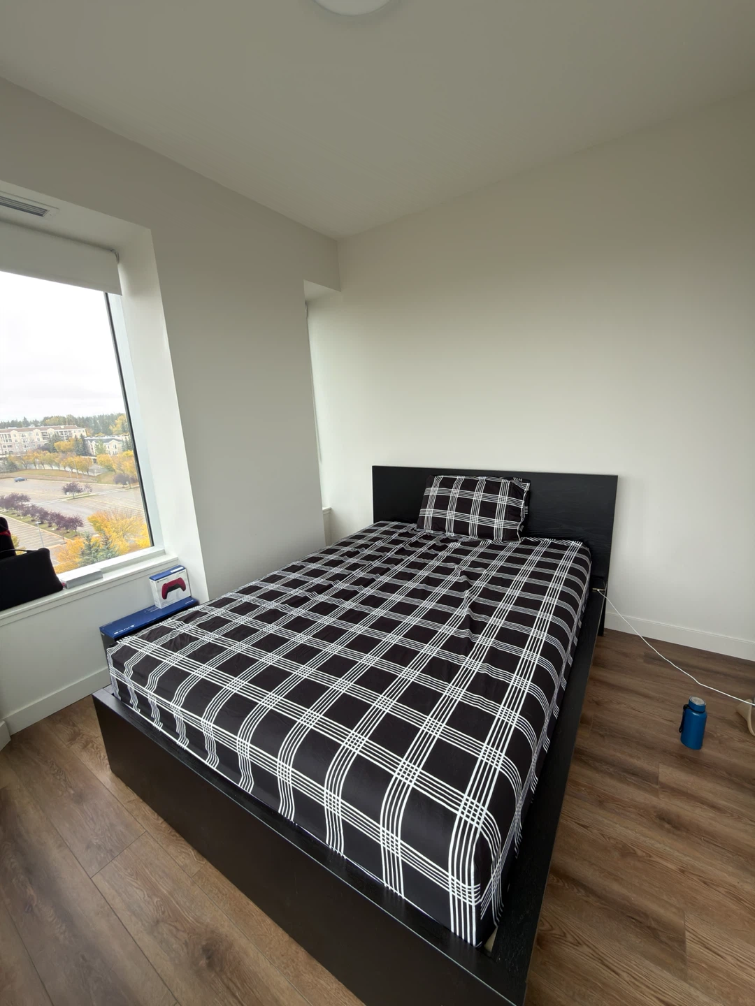 Black Modern Queen Bed Frame -$50 - photo 3