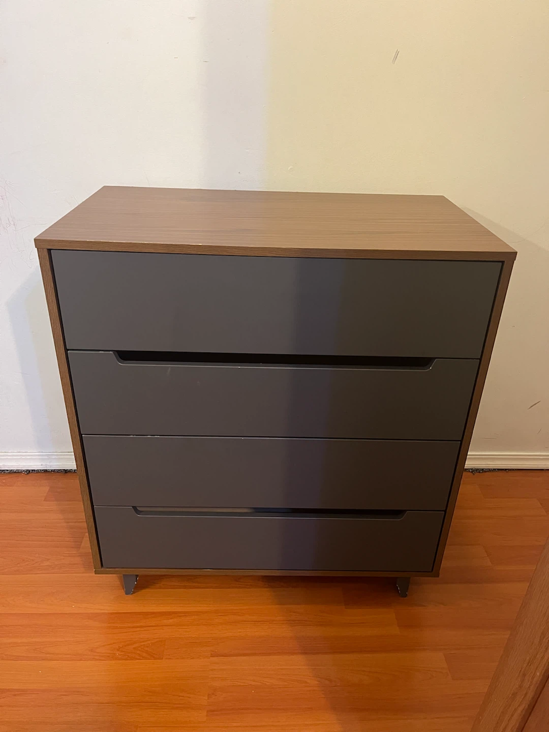 Modern 4-Drawer Dresser in Wood and Grey