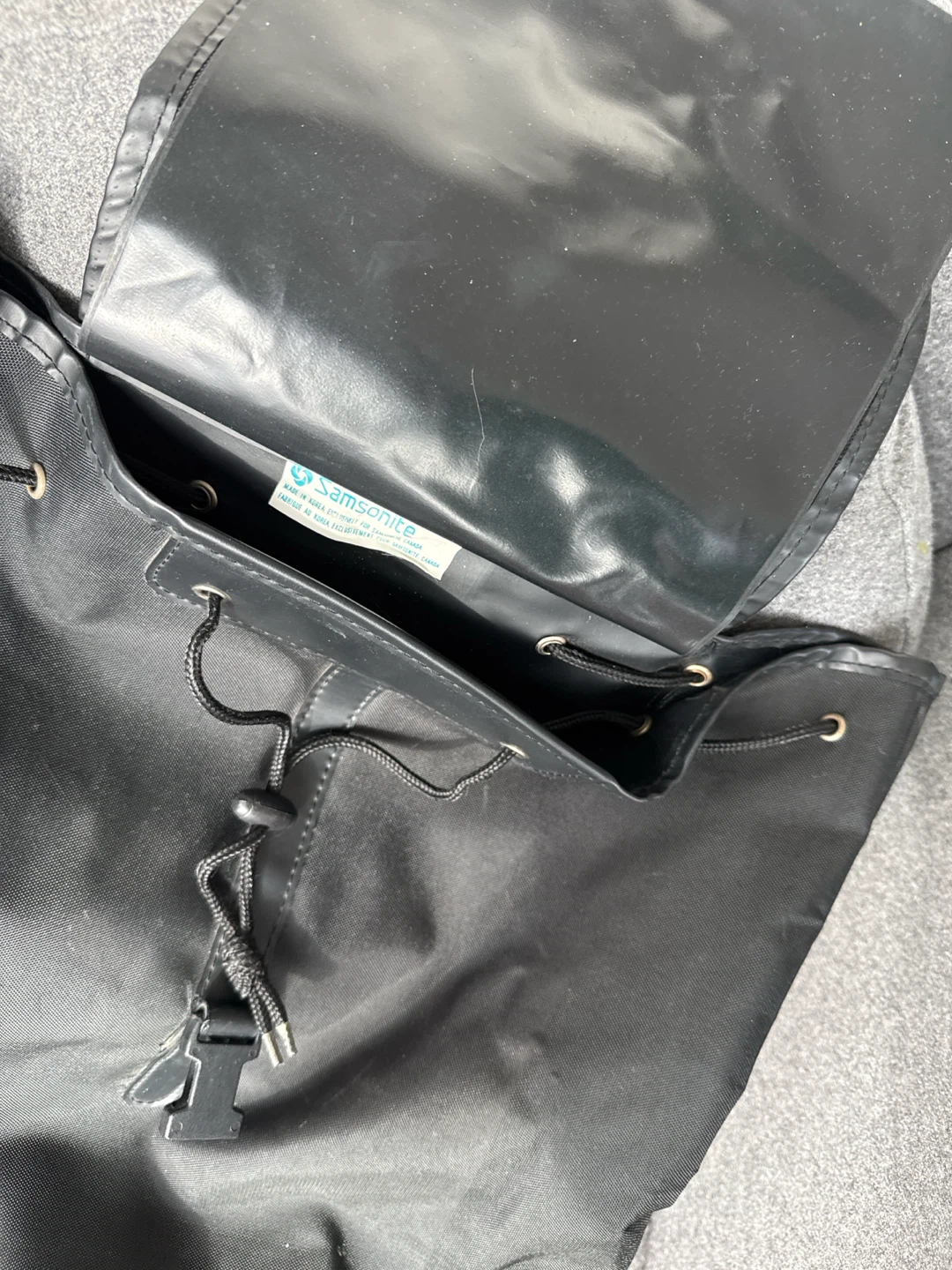 Samsonite black drawstring backpack