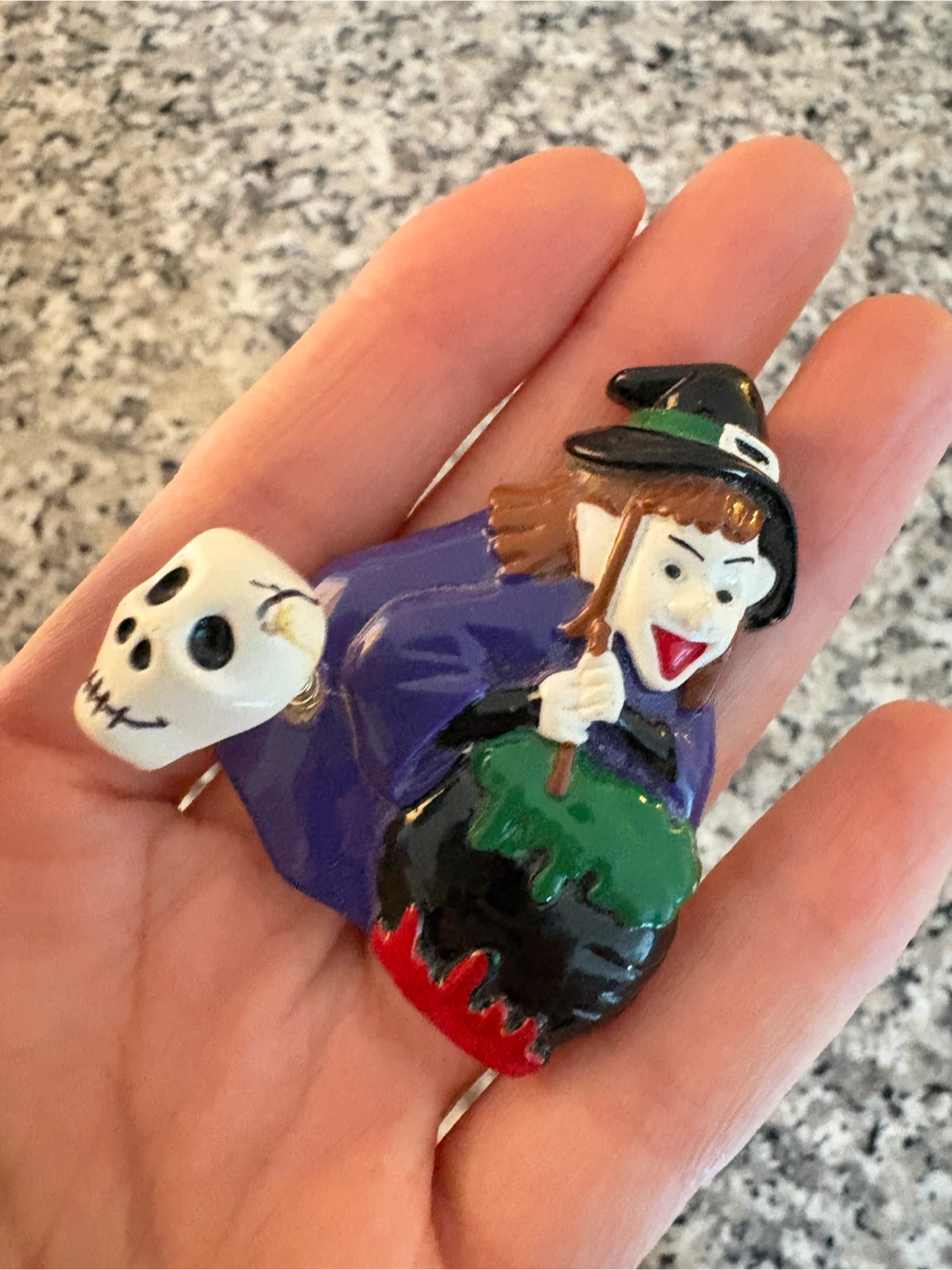 Halloween Witch and Skull Halloween Articulated Brooch - photo 2