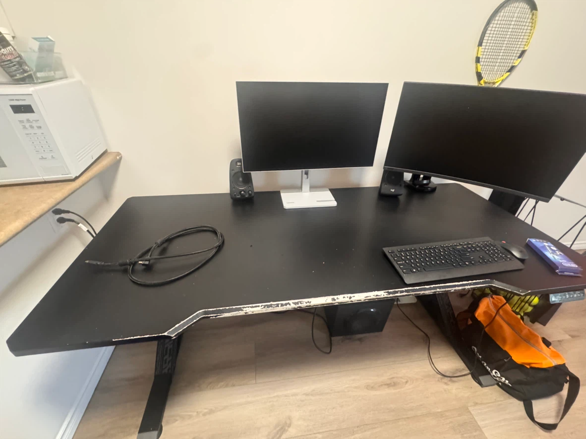 Black height-adjustable standing desk - photo 2