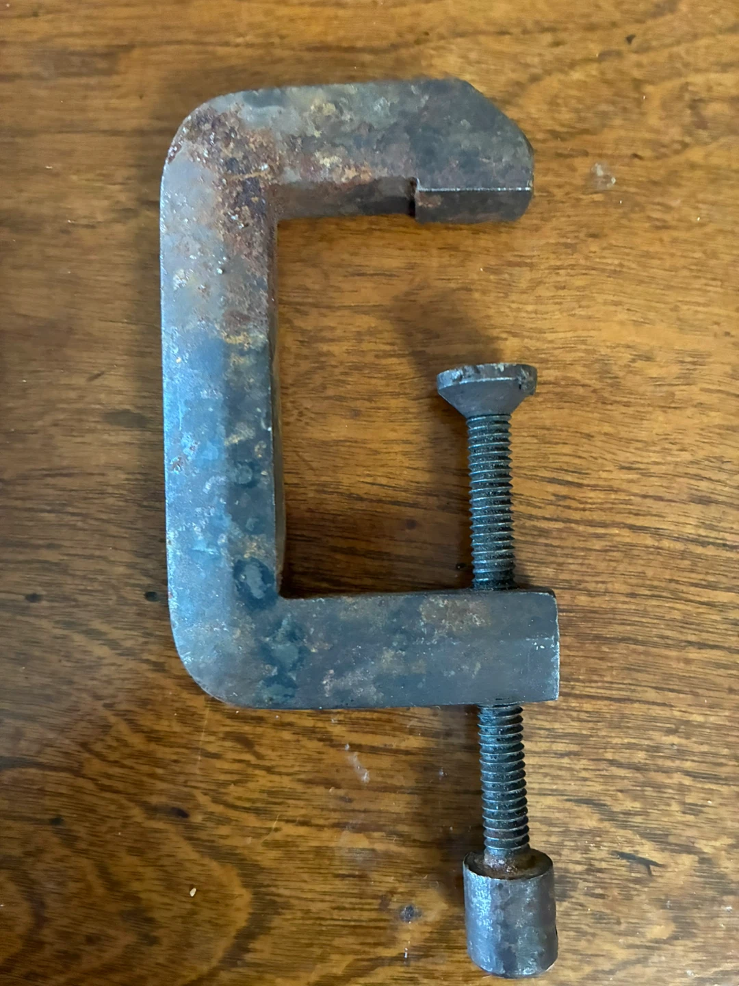 Vintage tool antique Cast Iron C / G Clamps Woodworking Quilting