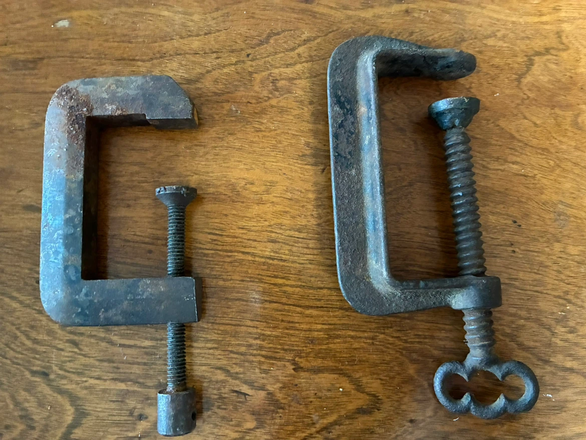 Vintage tool antique Cast Iron C / G Clamps Woodworking Quilting - photo 3