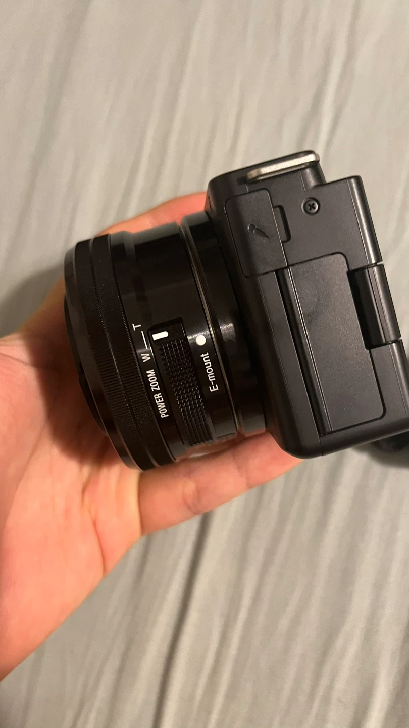 Sony ZV-E10 4K Mirrorless Camera - photo 5