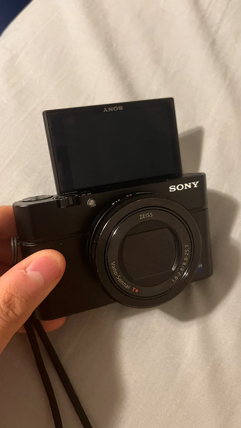 Sony Cyber-shot RX100 III Digital Camera - photo 2
