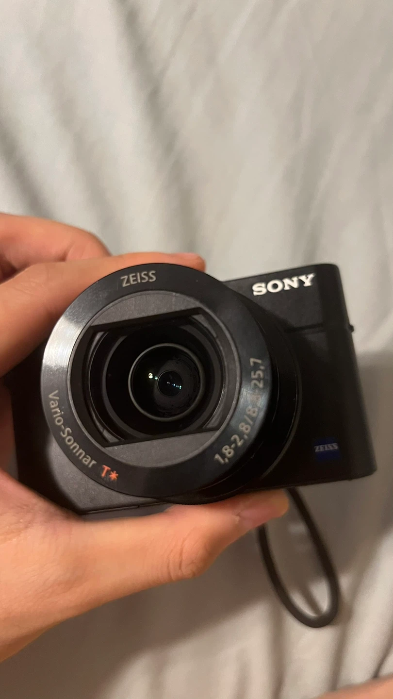 Sony Cyber-shot RX100 III Digital Camera - photo 5