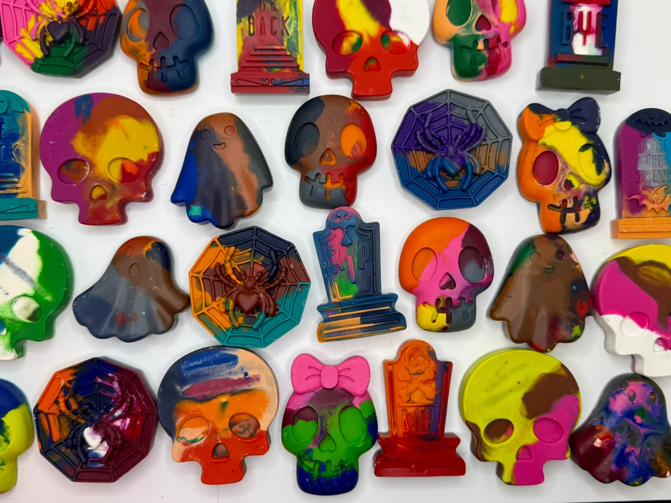 TMK Creates Halloween Crayons
