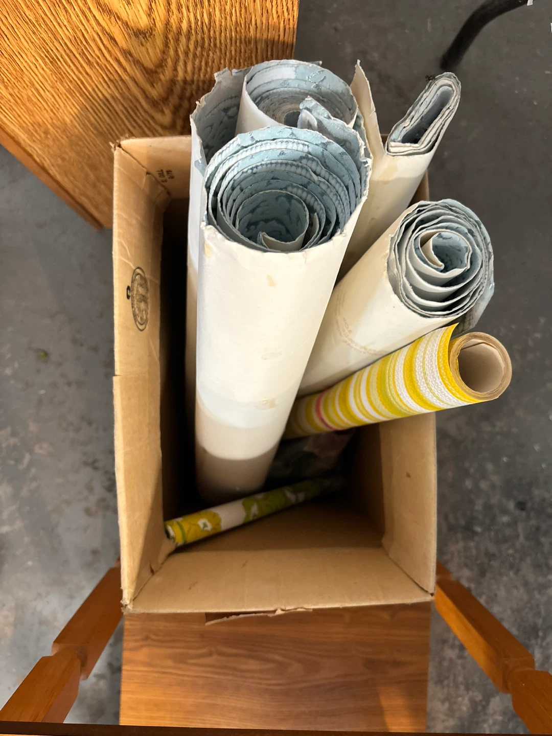 Vintage Wallpaper Rolls - photo 3