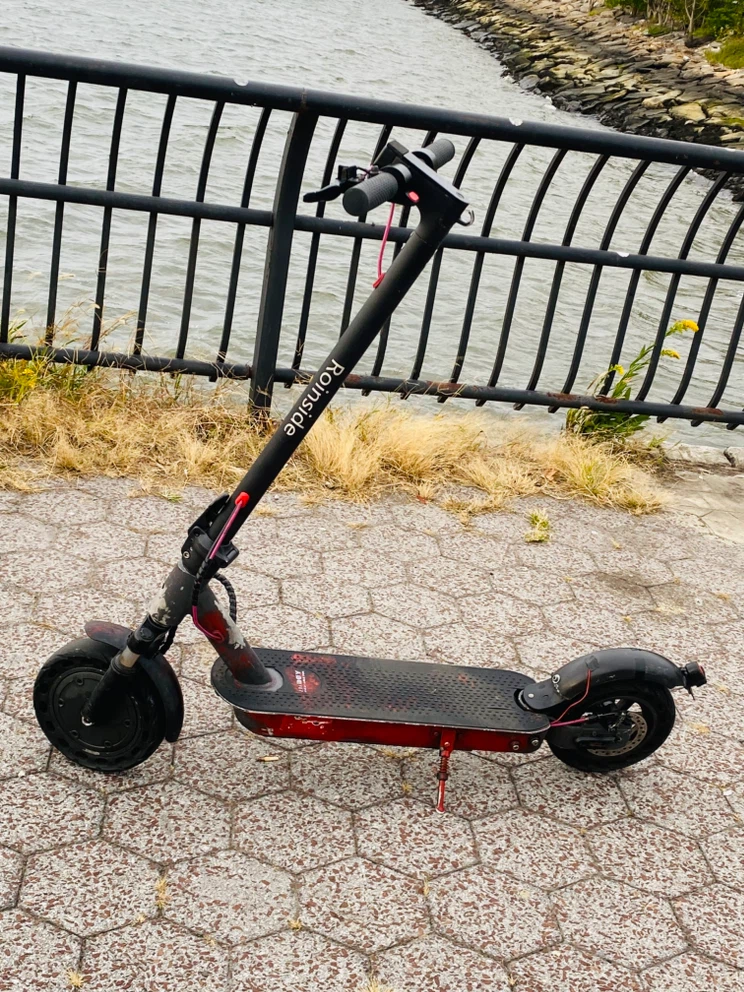 Roinside Electric Scooter - photo 2