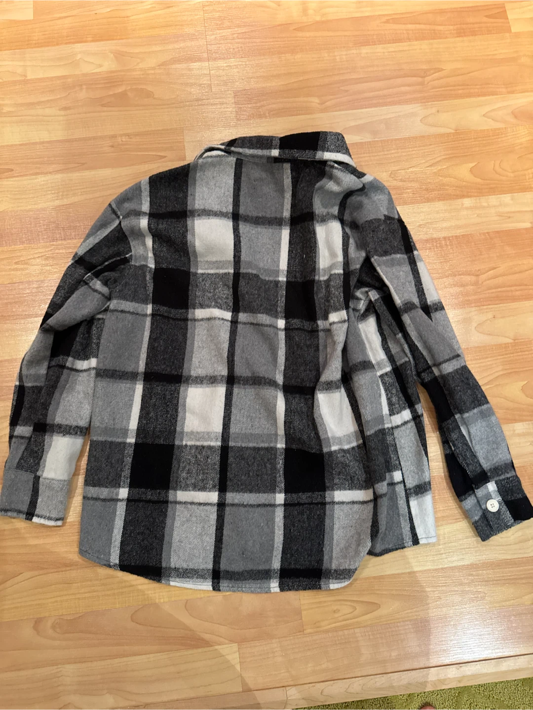 Black and white plaid flannel shirt - M - photo 2