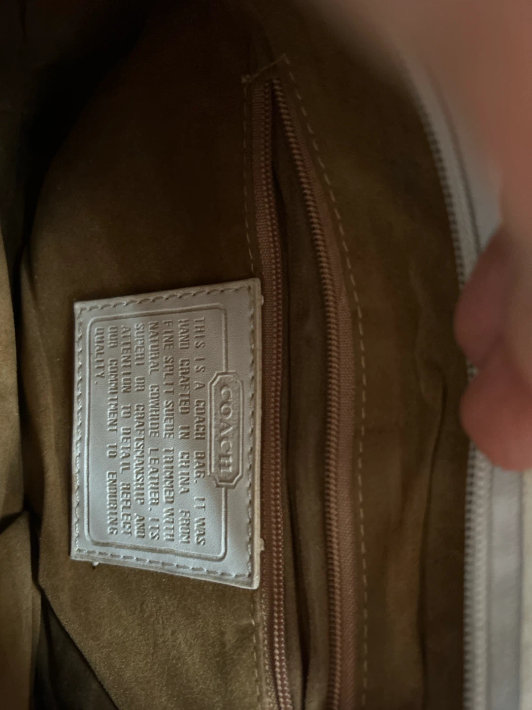 Coach White Signature Shoulder Bag - photo 5