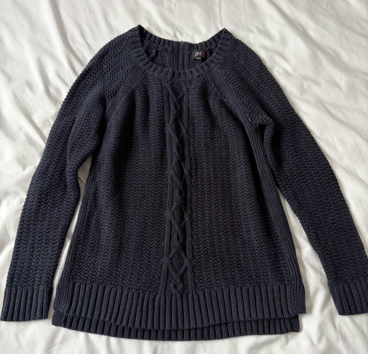 DH Navy Blue Textured Knit Sweater Fit for Small to Medium