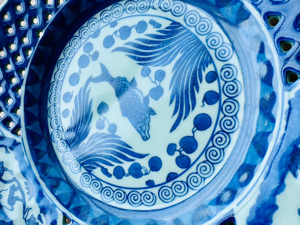 Vintage Chinese Celadon Fish Plate Qianlong Mark Handpainted - photo 4