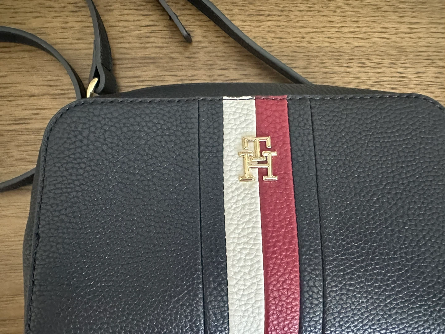 Tommy Hilfiger Crossbody Bag - photo 2